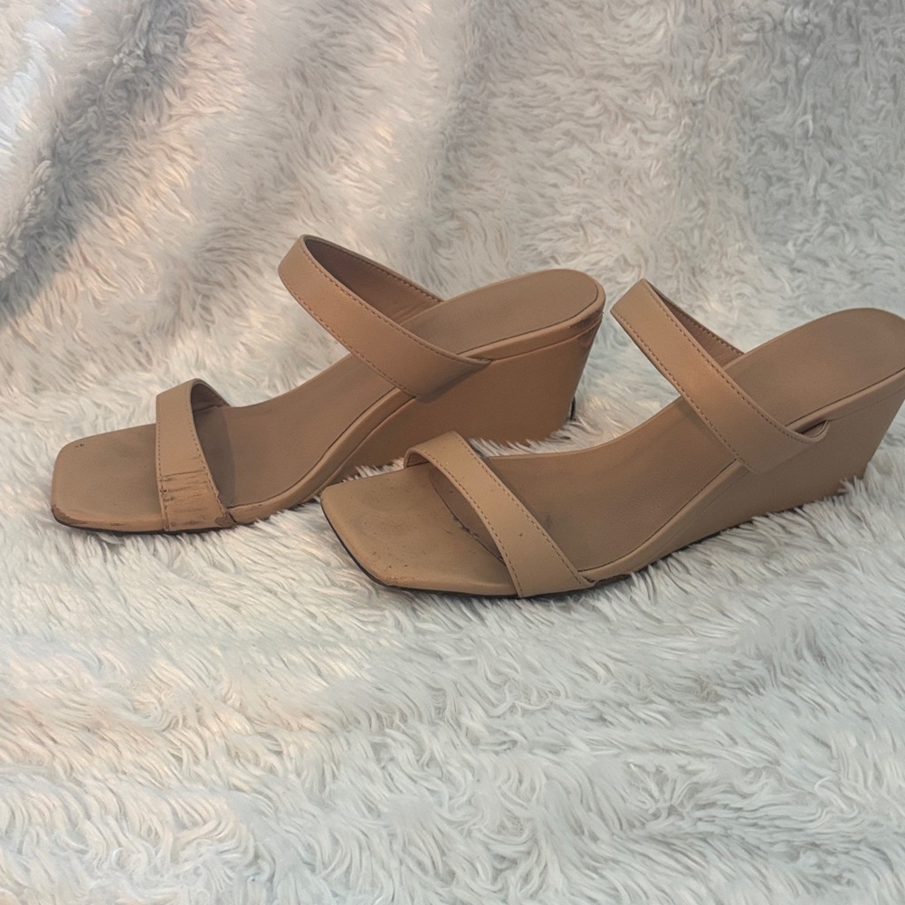 Women’s Neutral Tan Wedge Slide Sandals
